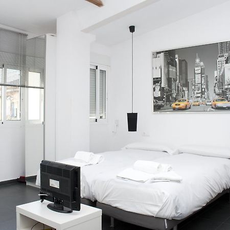 Na Jordana Apartments Valencia Exterior photo